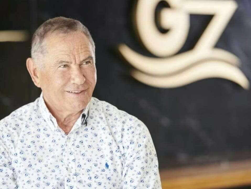 Bodrum’da 1.5 Milyon TL’lik Hesap: Paris Dragnis’in Süper Yatı Yalıkavak Marina’da 2